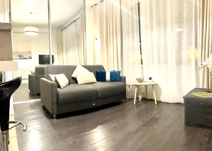 Cozy Chatelet * باريس